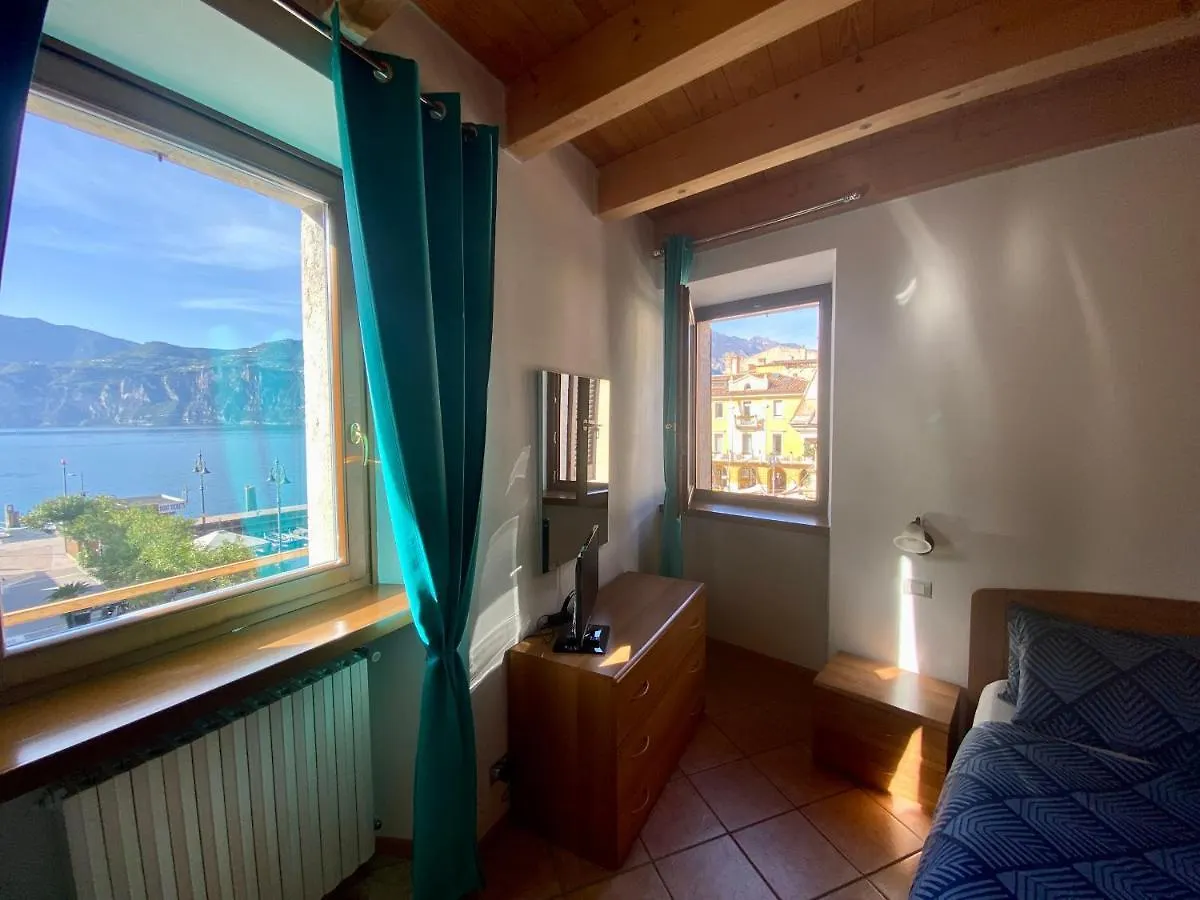 Da Mario Apartments Malcesine